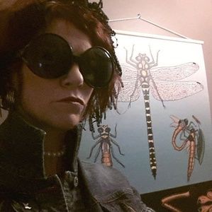 Meet your Posher, Carolyn